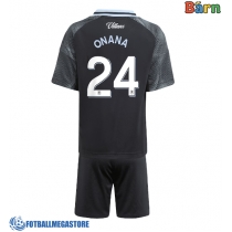 Fotballdrakt Barn Aston Villa Amadou Onana #24 Bortedraktsett 2025-26 Kortermet (+ Korte bukser)